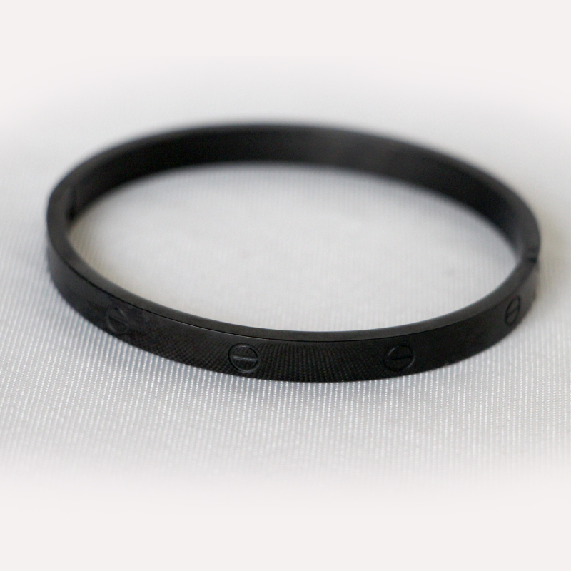 Pulsera rigida negra